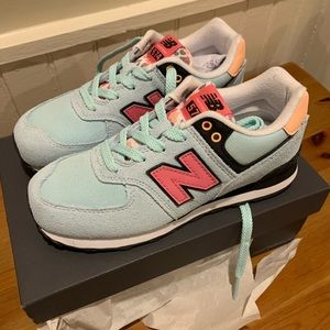 New Balance running sneakers - NWT and Box. Make an Offer!